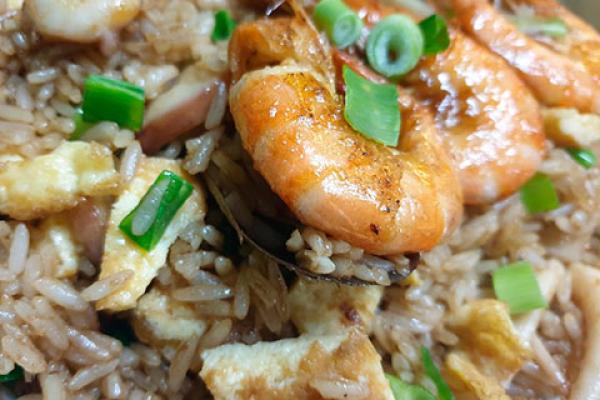 Arroz con wok de Gambas y Marisco